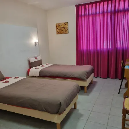 Thaya Hotel