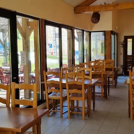 Hotel Thaya Hotel